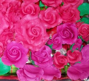 Come fare le Rose in Pasta di Zucchero