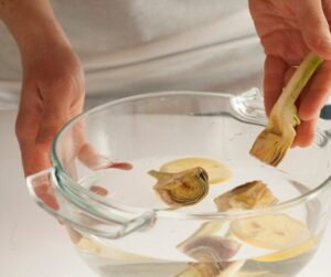 ciotola con acqua acidutala